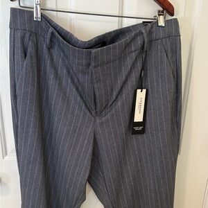 Cropped Liverpool pants for work or casual